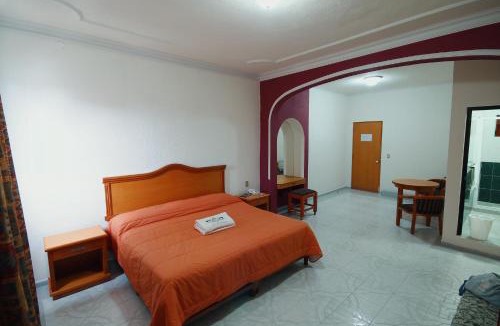 Zitacuaro Hotel | HOTEL EL CONQUISTADOR MONARCA.