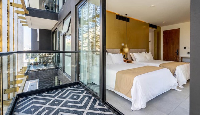 IT Boutique Hotel & Restaurant in Playa del Carmen