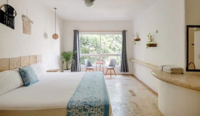 King Room on 5th 10&12 C03 in Playa del Carmen