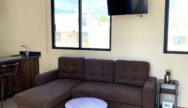NEW! Ample Condo- Walk to Beach! AMAZING Location! Everything Walk-in distance! in Mazatlán