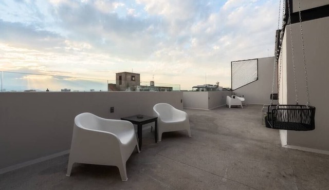 Zocalo & Cathedral 2bdrm 2bath AC in Mexico City