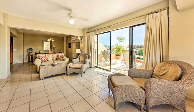 Marina View Cabo San Lucas Condo < 1 Mile to Beach in Cabo San Lucas