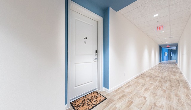 2N|*Holiday Special* Bright & Comfy Home| Gated Condo| Charm in KAT| in Katy