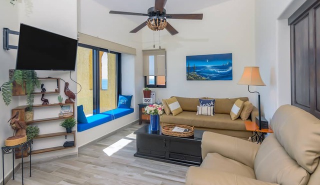 OCEANFRONT, REMODELED, AMAZING LOCATION! in Cabo San Lucas