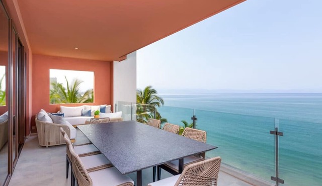Luxury 4 bed/4 bath Beach Front Condo - Bucerias in Bucerías
