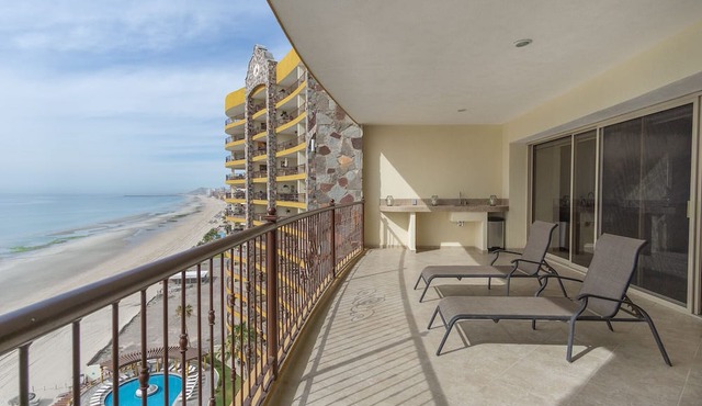 Sonoran Sky Resort 1002 It's All Good Oceanfront Condo Great For Families in Puerto Peñasco