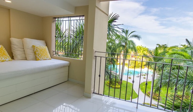 Luxury beachfront condo in Porto Fino, bonus studio, private beach, pool. in Puerto Vallarta