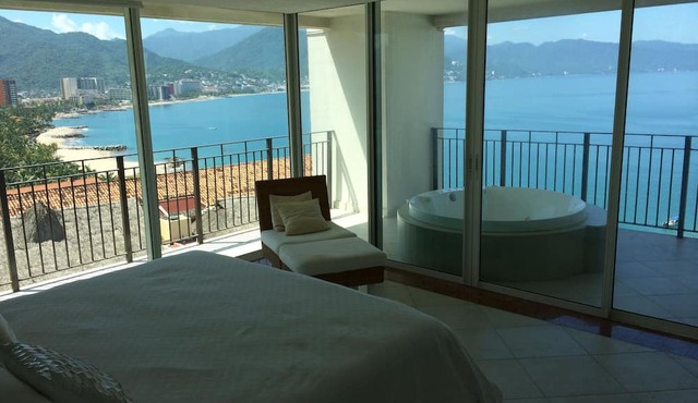 The Location And Views Are Wonderful, Everything Is Near, Perfect Location in puerto Vallarta
