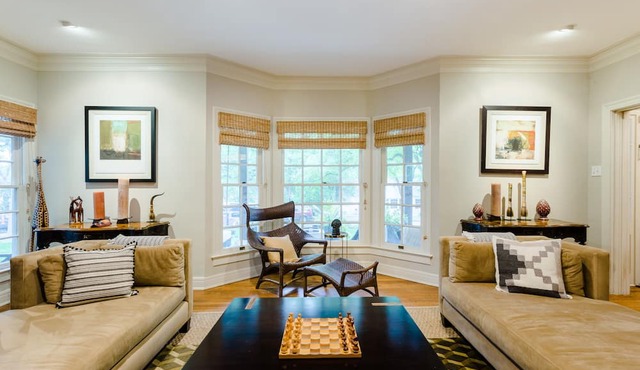 Lake Austin Retreat - 3 miles from downtown in Austin
