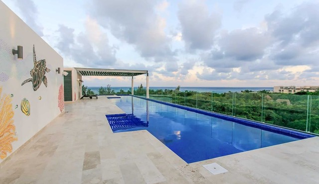Rooftop Pool and Private Terrace Near Beach in Playa del Carmen