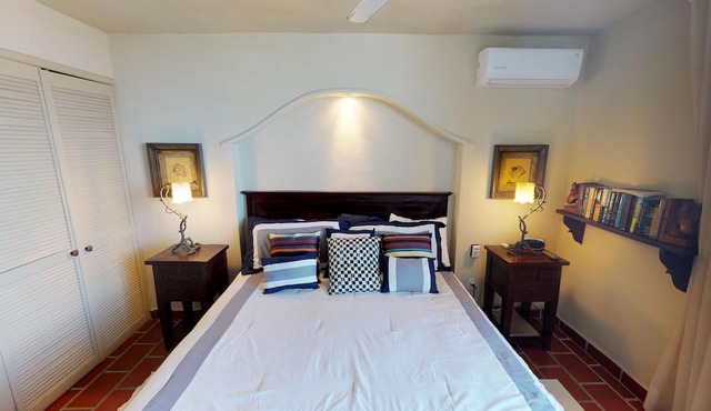 Bienvenido Amigo! In the heart of Amapas 2BD Condo for rent in Old Town, Puerto in Puerto Vallarta