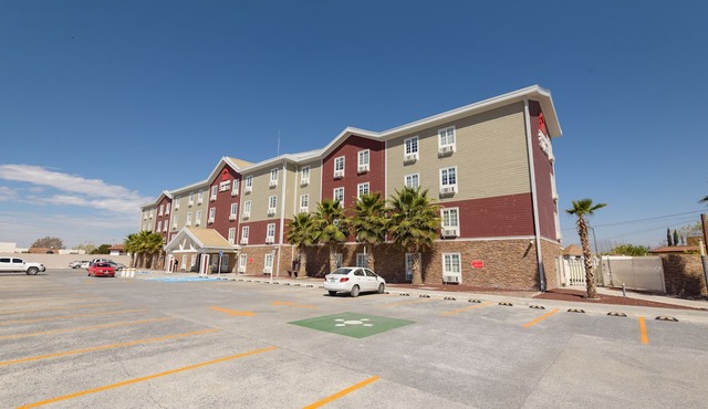 Extended Suites Tijuana Macroplaza in Tijuana