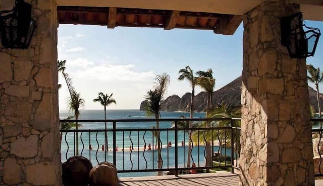 Cabo San Lucas: 2BR Hacienda Beach Club Residence in Cabo San Lucas