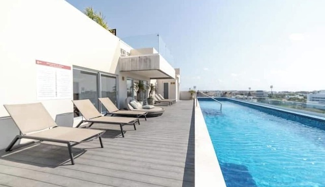 Beautiful view and location, roof terrace with sea view! in Playa del Carmen