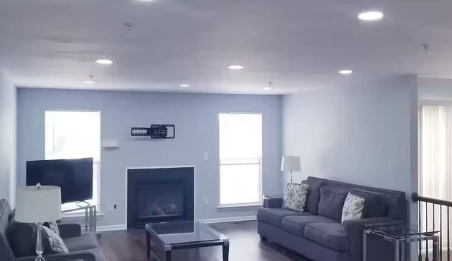 Spacious 7-bedroom Home Upper Marlboro Close To Wash DC, AFB, FT Washington, in Upper Marlboro