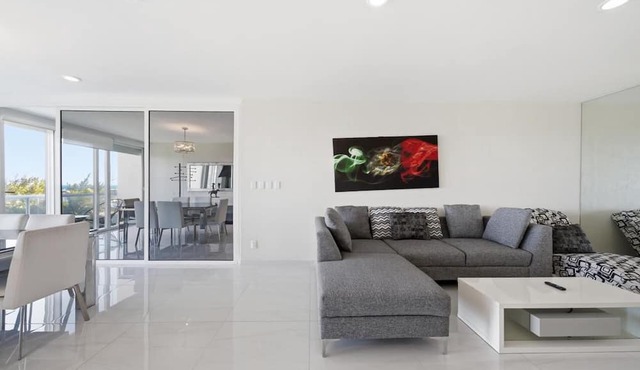 Luxury Beachfront Apartment 3 Bedrooms, Spectacular Viewx