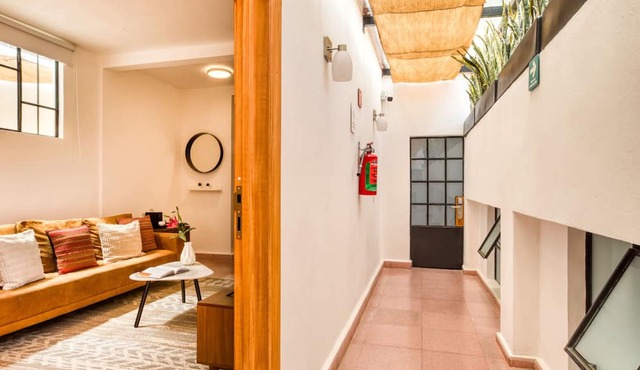 Santa Casa | Elegant Junior Suite in Roma Norte in Ciudad de México
