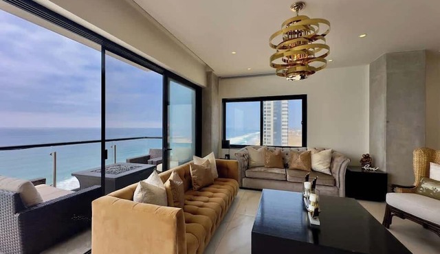 Luxury Beachfront Condo 3BR 3BA with stunning views in Tijuana