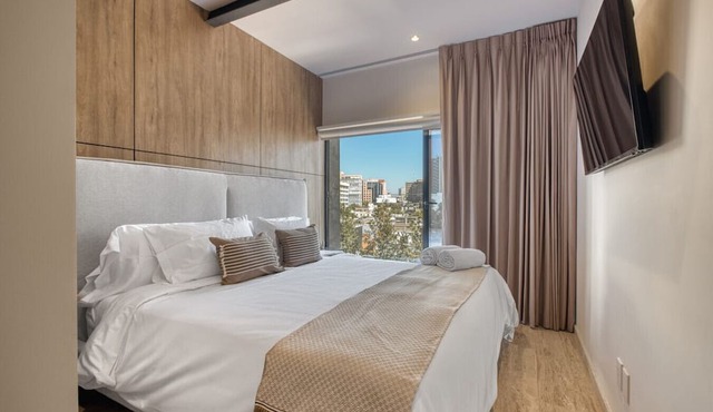 Superior 2 BR near Reforma in Mexico City
