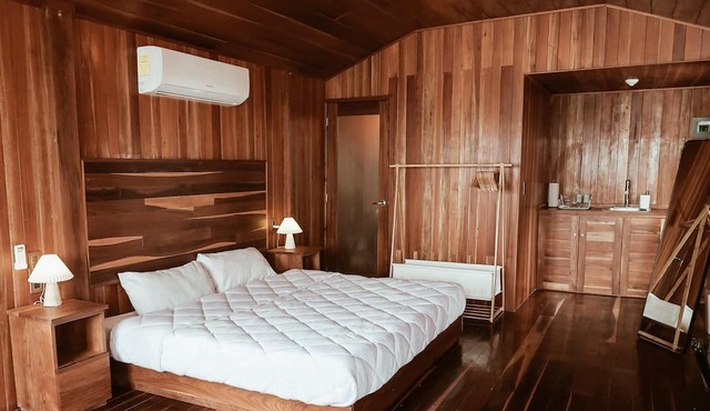 Maria Isabel, Bacalar Private dock Luxury Cabins in Bacalar