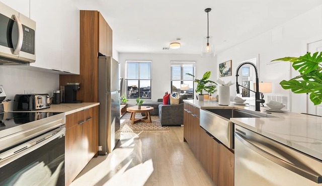 Luxury 2bd/2ba in Everett 86b3 in Everett