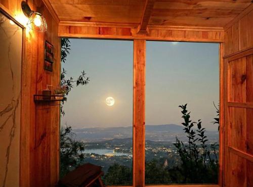 Biciting Combi Love Glamping with Jacuzzi and Views in Mineral del Chico