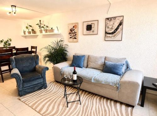 Casa equipada para 6 - Parking privado - Cerca del Valle in Ensenada