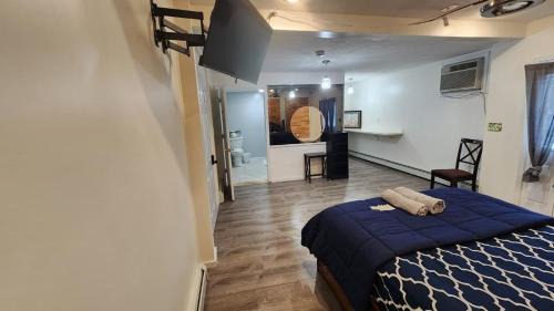 Private Studio near Downtown Worcester in Worcester