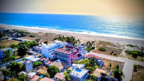 Aruma Stays in Puerto Escondido