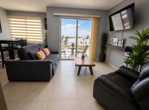 2BR Resort Apartment Cancun Pool WiFi AC in Cancún