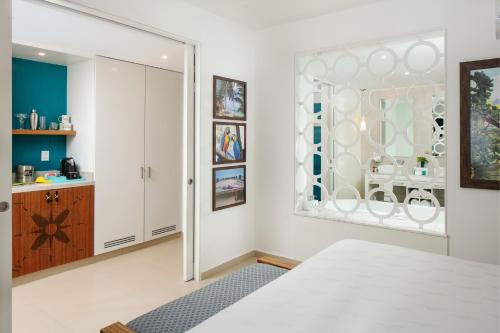 Margaritaville Island Reserve Riviera Cancún - A Karisma All-Inclusive Experience for All