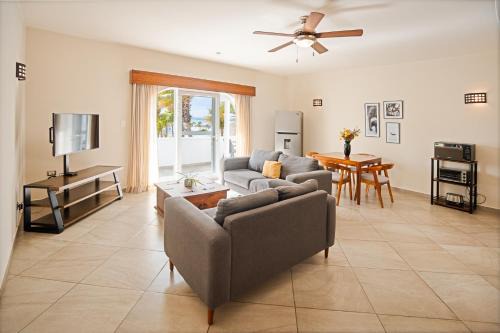 Hotel & Suites El Moro in La Paz
