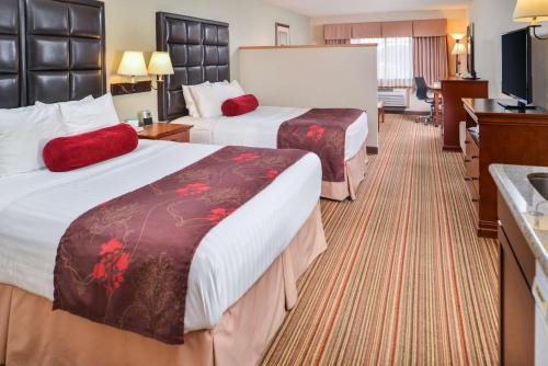 Best Western Plus Rama Inn in Redmond