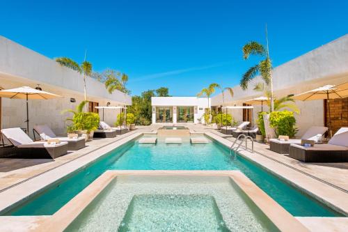 Avela Boutique Hotel 